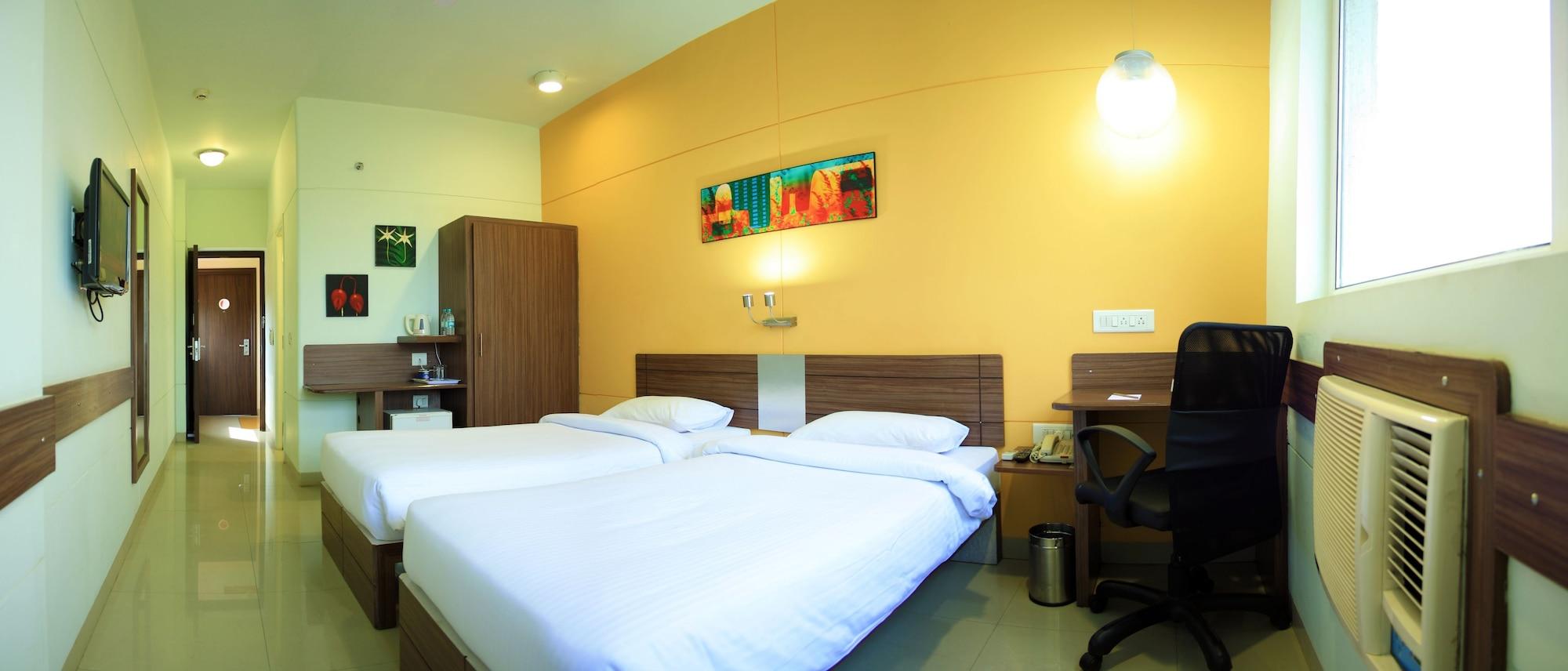 East Delhi Hotel New Delhi Bagian luar foto